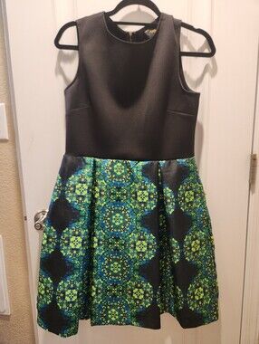 Just Taylor 70s Style Black And Green Cocktail Formal Dress With Pockets